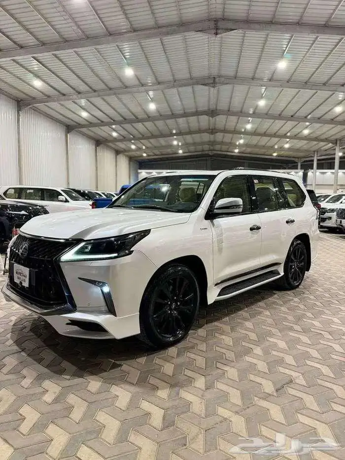 لكزس بريمى موديل 2019 2