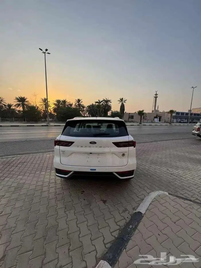 فورد تيريتوري تيتانيوم فل كامل موديل 2025م 3