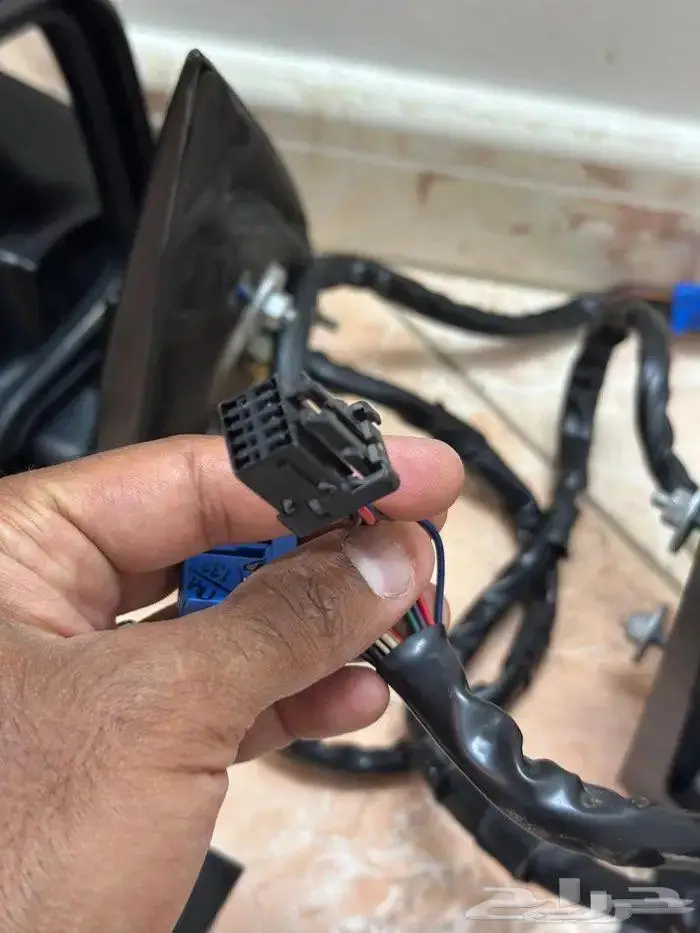 مرايات وازرار السايق والراكب وزر كشافات يوكن وتاهو 2003-2006 6