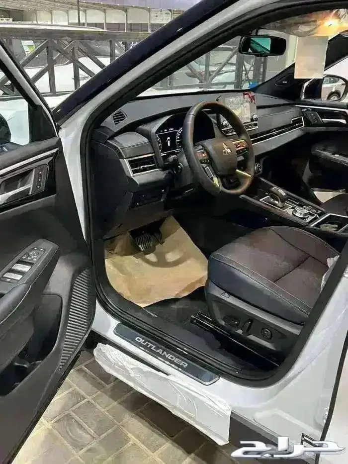 ميتسوبيشي اوتلاندر بلاك سام كاش او اقساط 2025 6