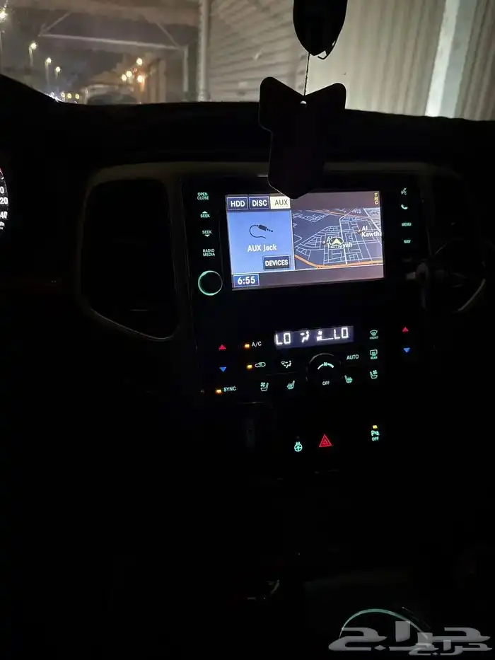 سياره جيب شروكي جراند موديل 2011 2