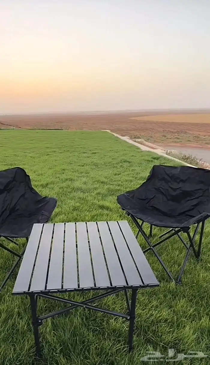 طاولة وكرسيين رحلات 0