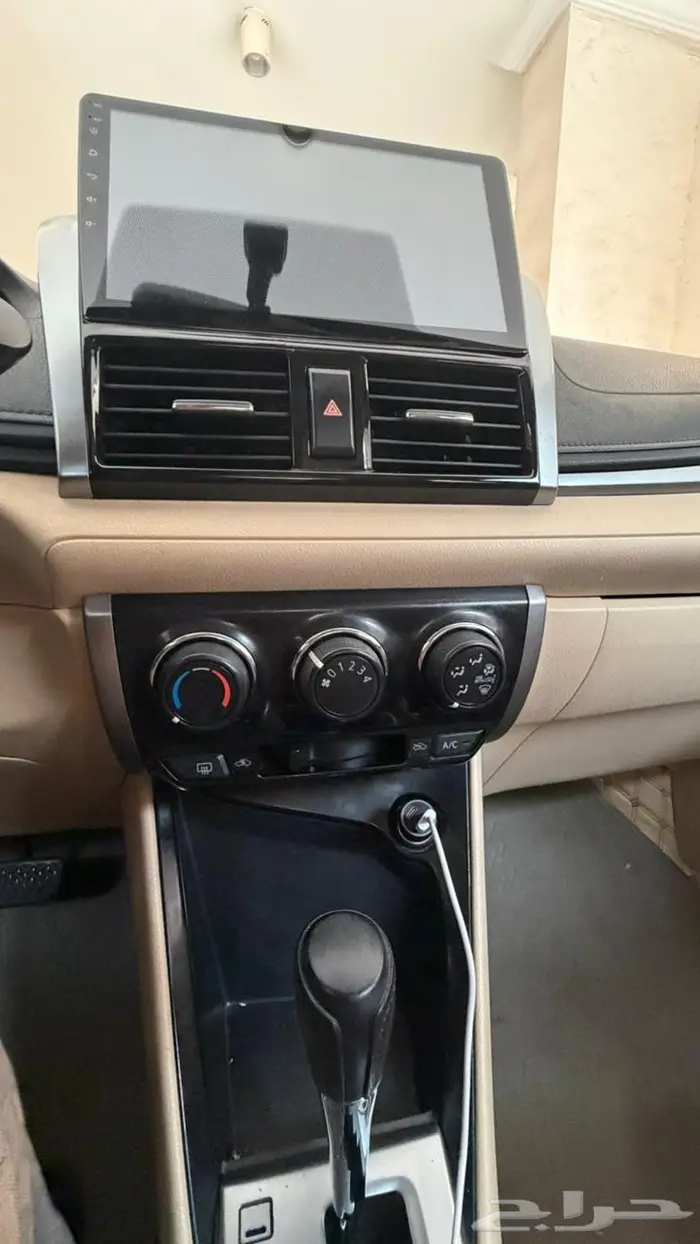 تويوتا يارس2017 9