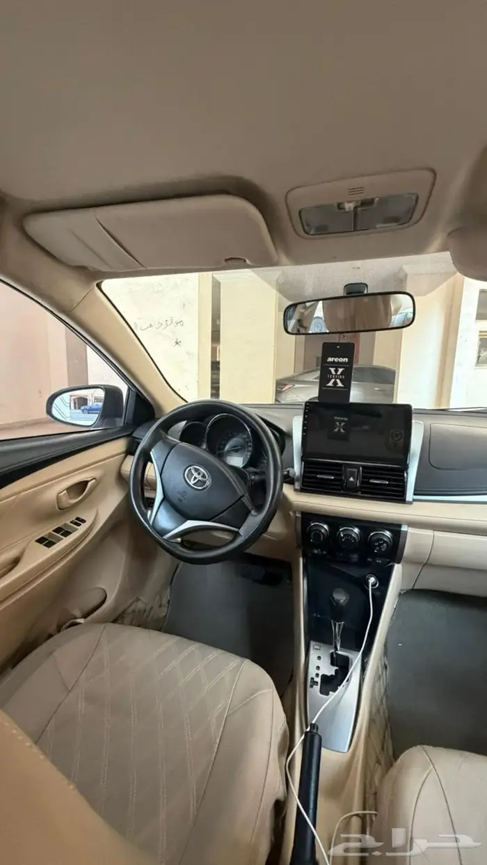 تويوتا يارس2017 8