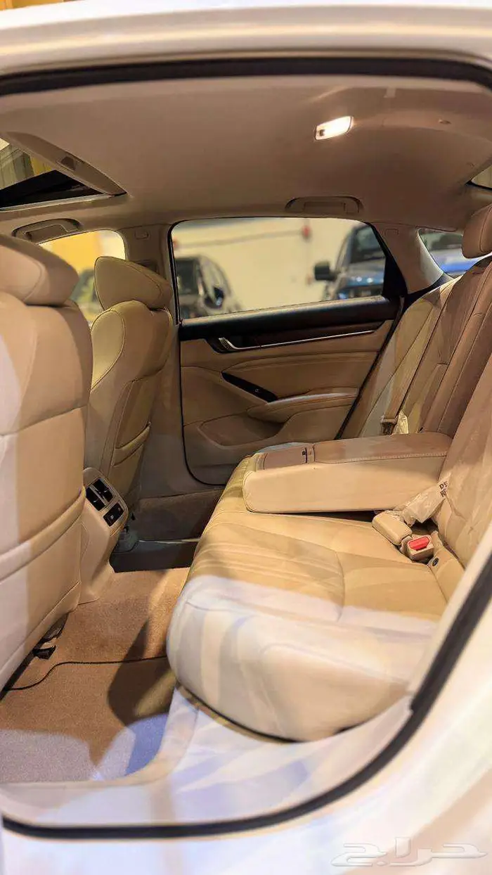 هوندا اكورد مديل 2022 فل 17