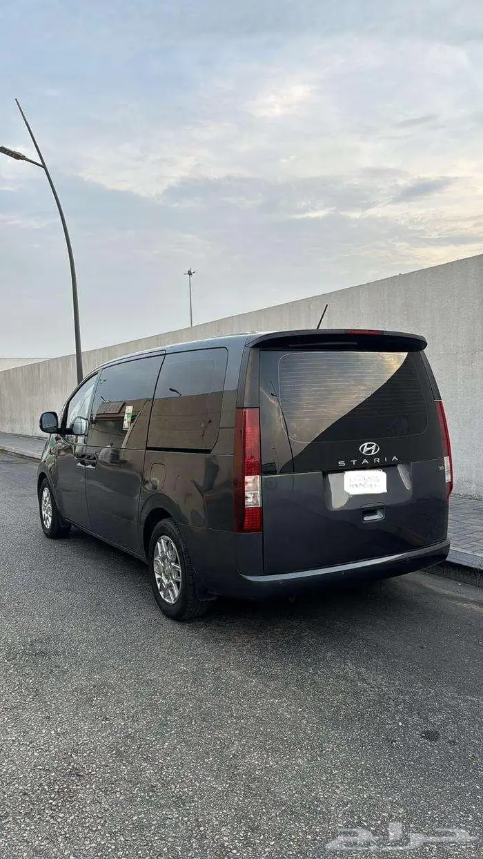 هيونداي ستاريا 2022 Hyundai Staria 2