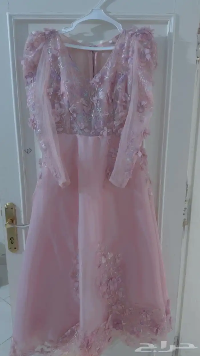 فستان للبيع 0