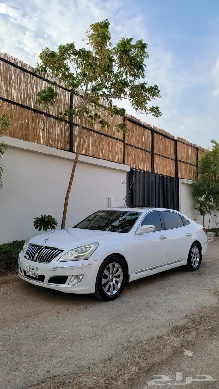 سنتنيال 2013 V8 فل كامل 0