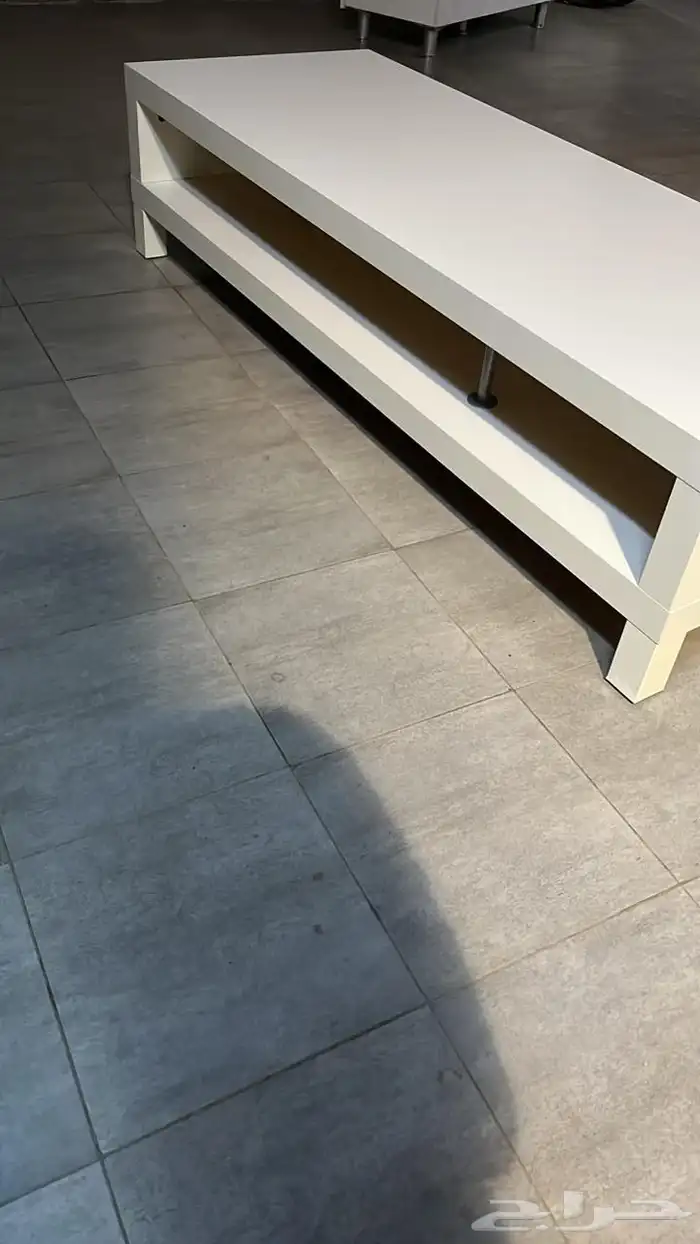 طاولة تلفزيون 0