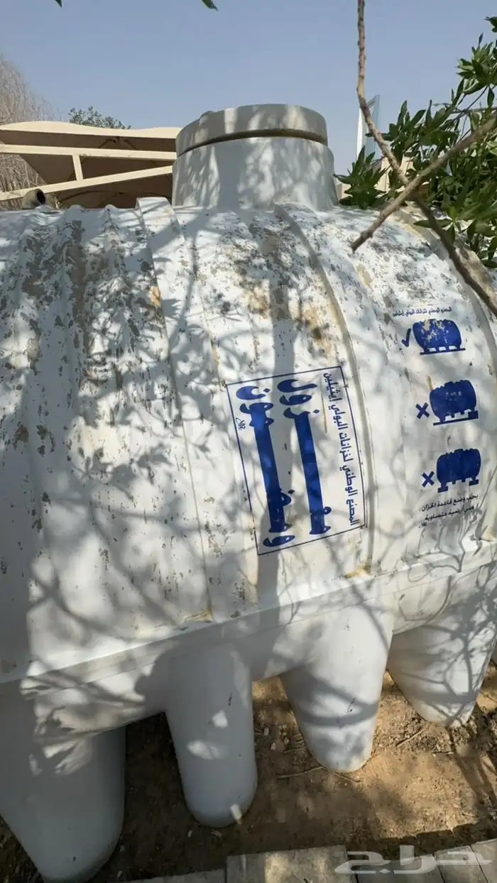 خزانه سطع نظيف وخالي من اي عيوب سعته 6000للبيع 1