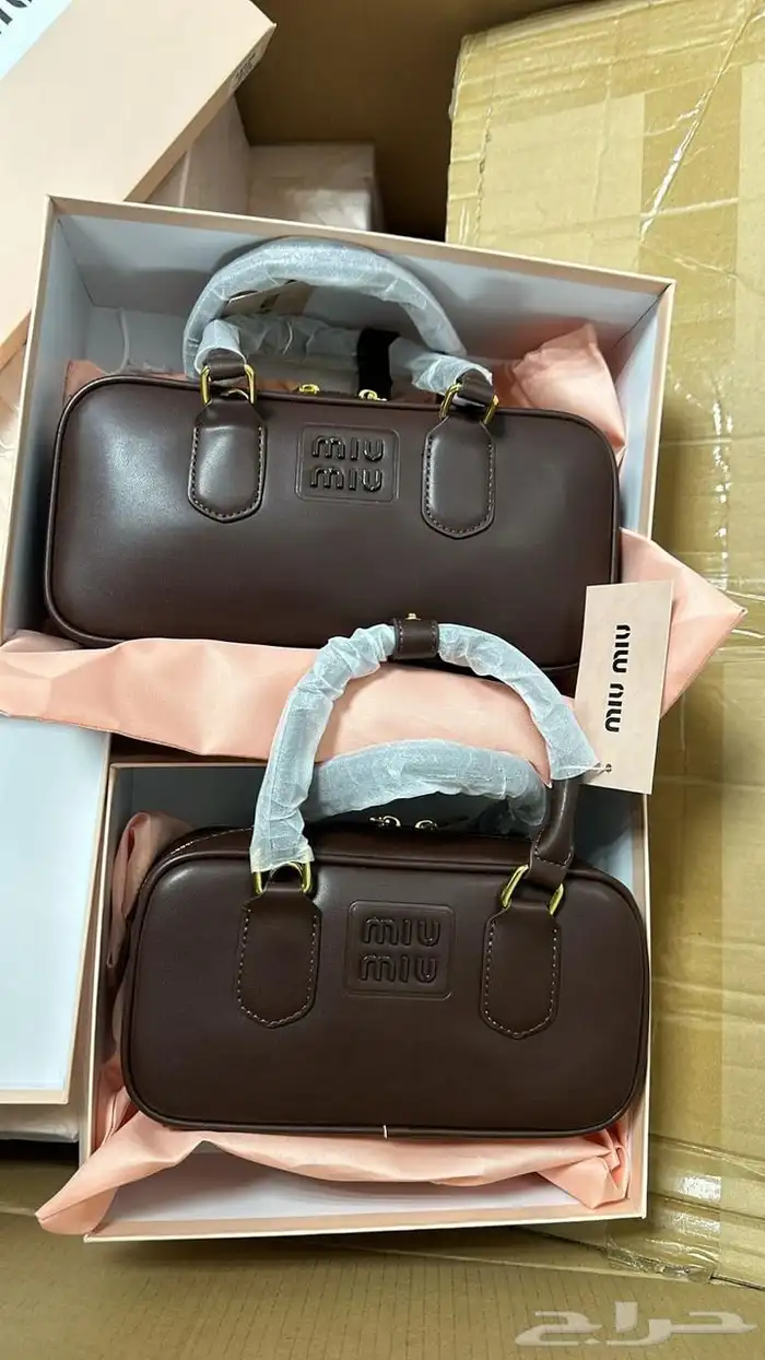 عرض الجملة الأقوى   شنط فاخرة بسعر 150 ريال فقط 43