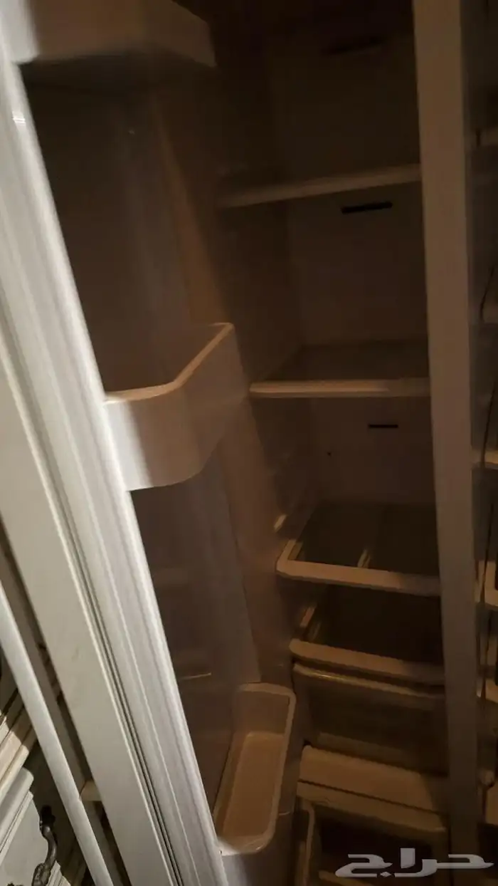 للبيع ثلاجه مع فريزر سامسونج 2