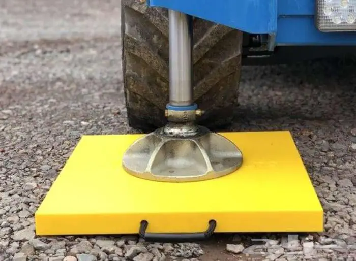 Outrigger Pads متوفرة   قواعد دعم الرافعات الثقيلة 6