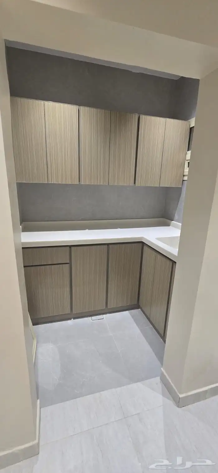 شقة للايجار بحي الملك فيصل 4