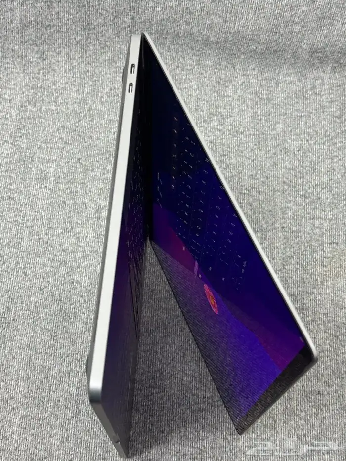 MacBook Pro i9.16inch 64gb ram 500gb ssd 8gb graphics 4