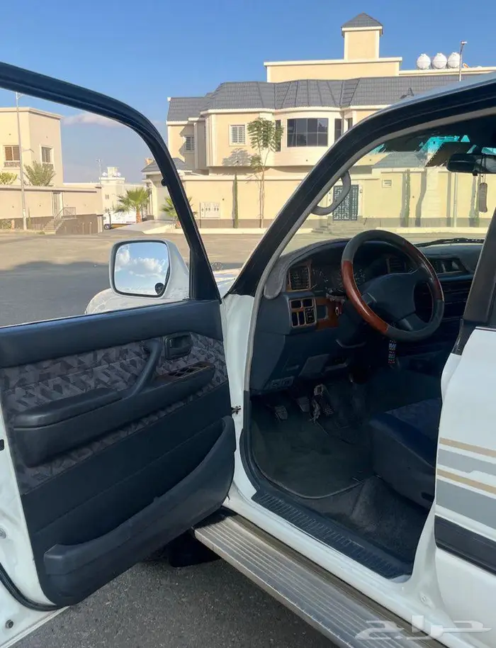 لاندكروزر 1997 4