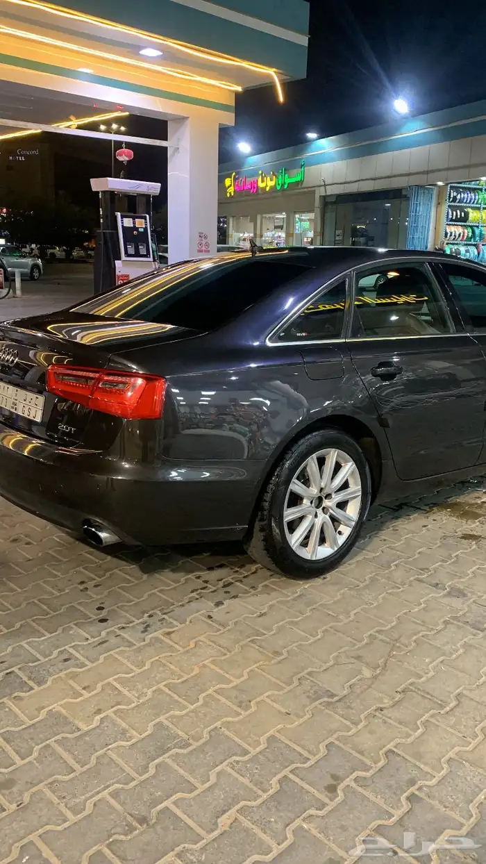 اودي a62015ممشاها280الف السياره نضيفه البدي رفرف يمين فقط 7