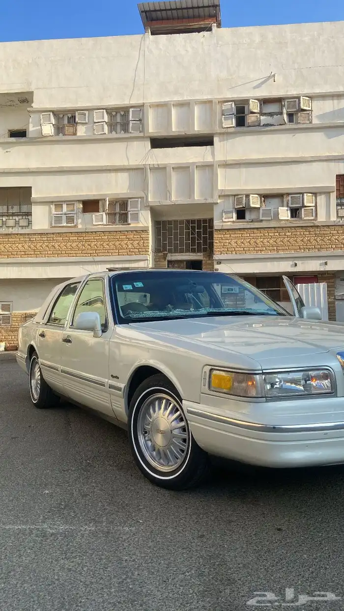 لنكولن_تاون_كار_1997 13