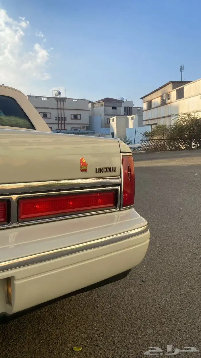 لنكولن_تاون_كار_1997 20