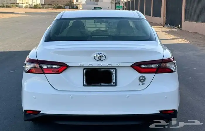 كامري 2022 للبيع ( شبه جديد ) 3