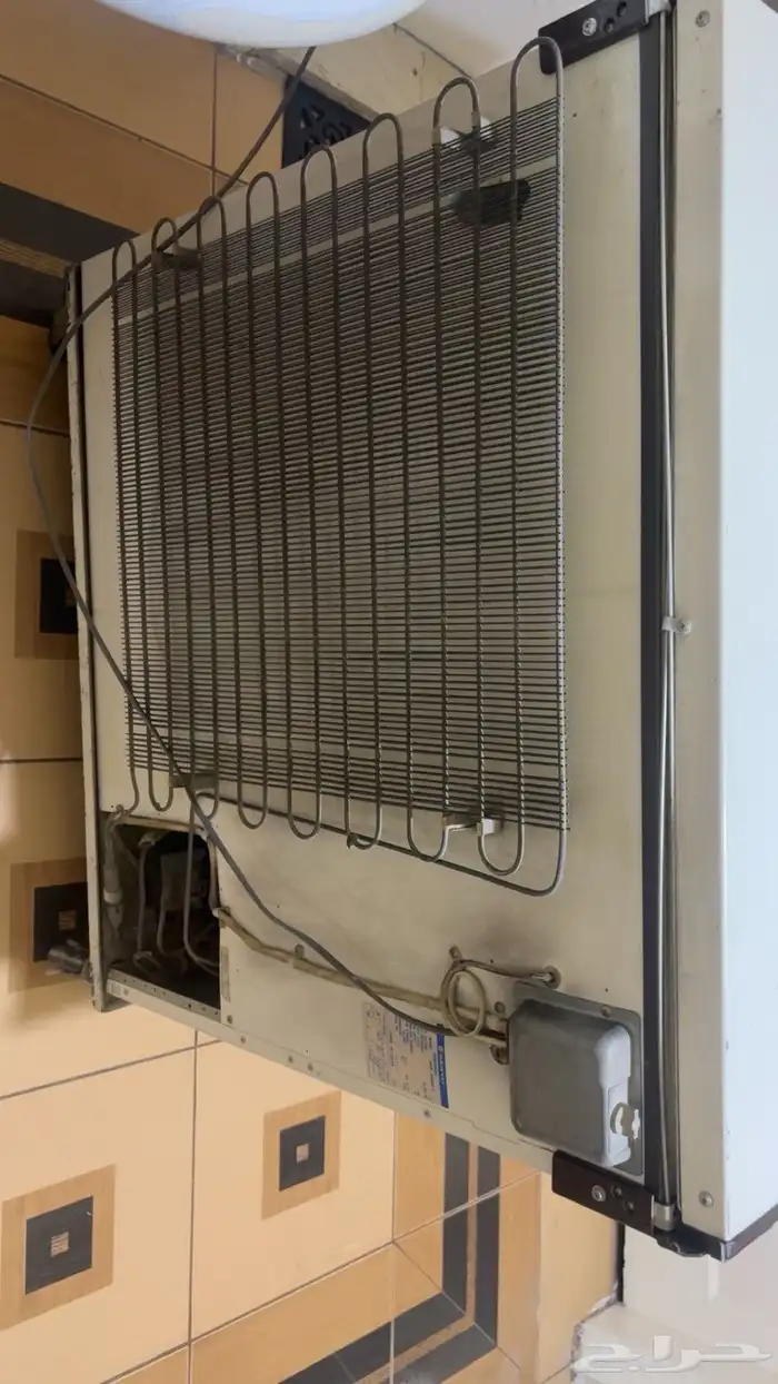 فريزر نضيف للبيع شرط 5