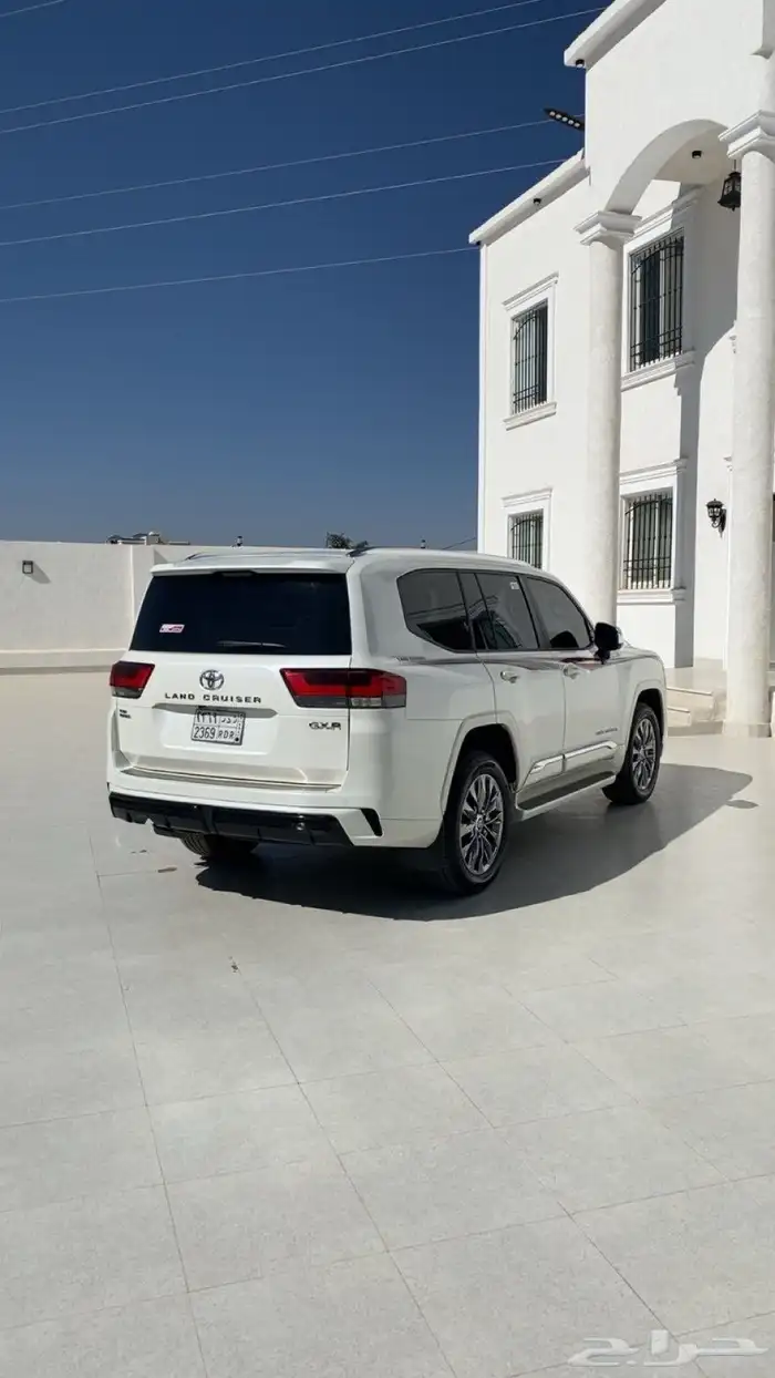 لاندكروزر للبيع 2022 2