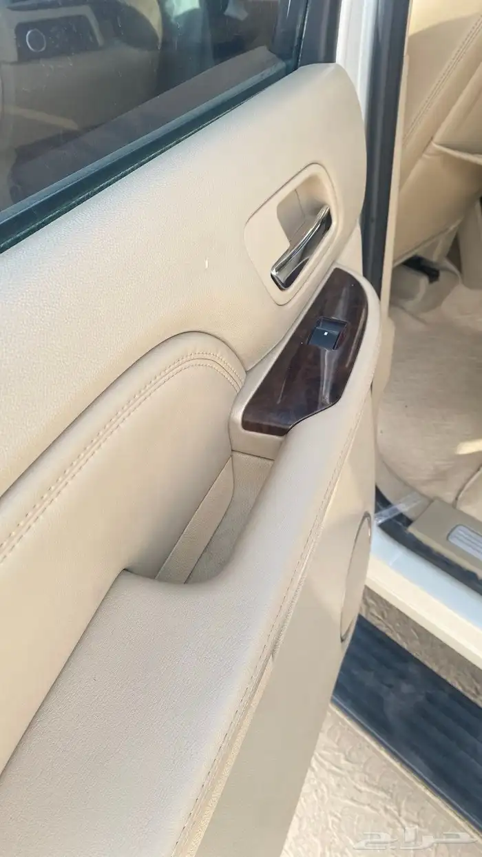 اسكاليد 2011 نظيف 41