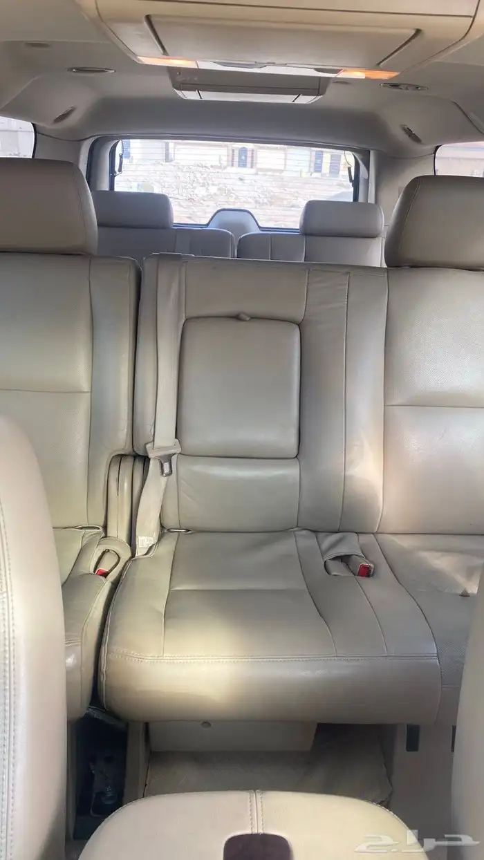 اسكاليد 2011 نظيف 18