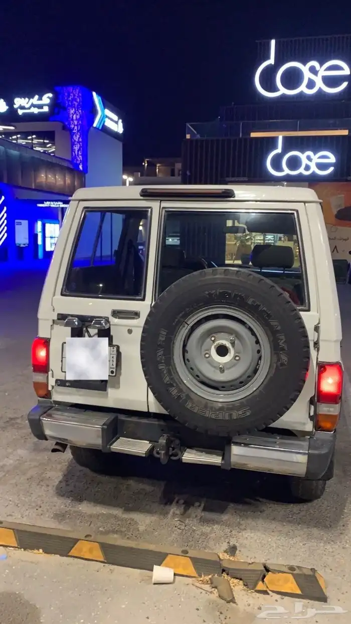 للبيع جيب ربع 2001 6