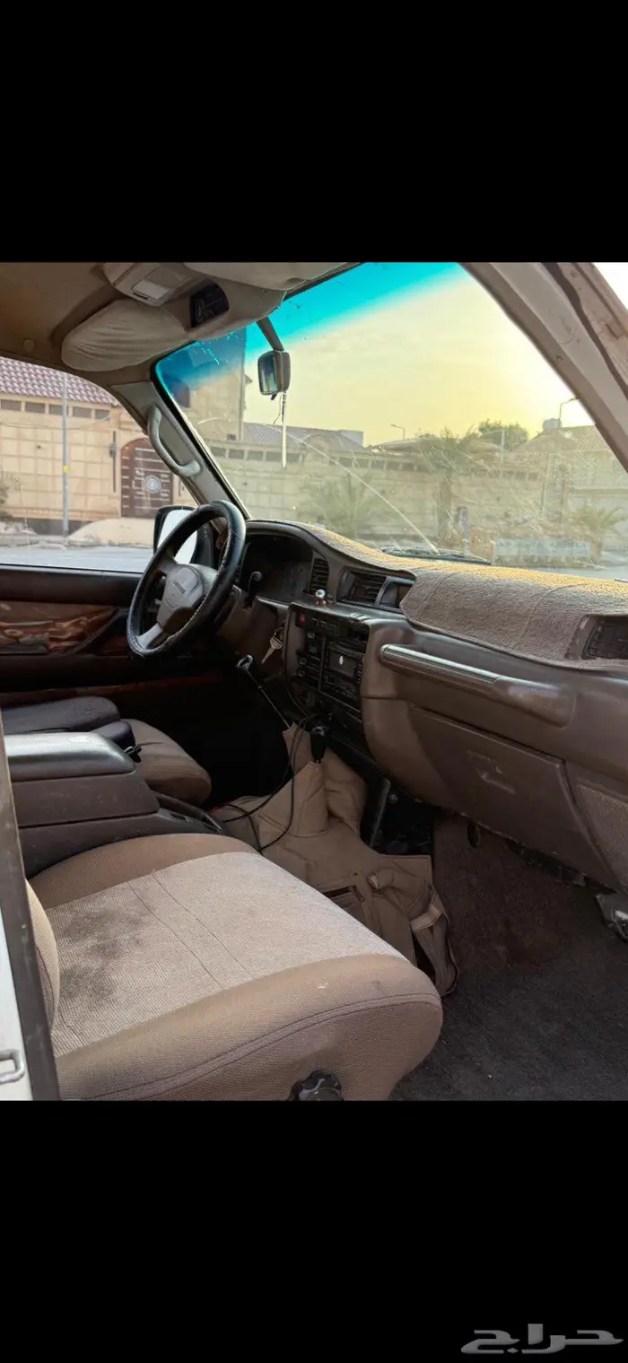 للبيع جيب صالون 1996 8