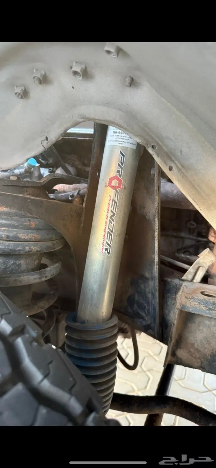 للبيع جيب صالون 1996 13