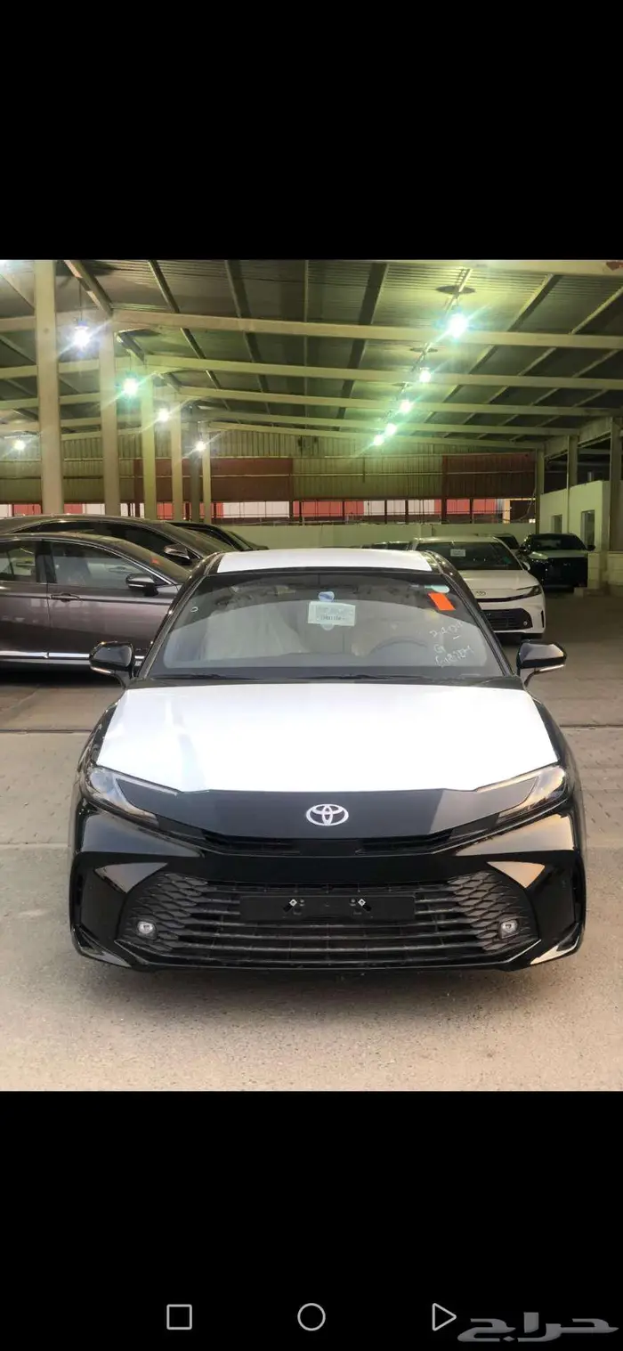 تويوتا كامري E بنزين 2025 كل الألوان بأقل سعر 10