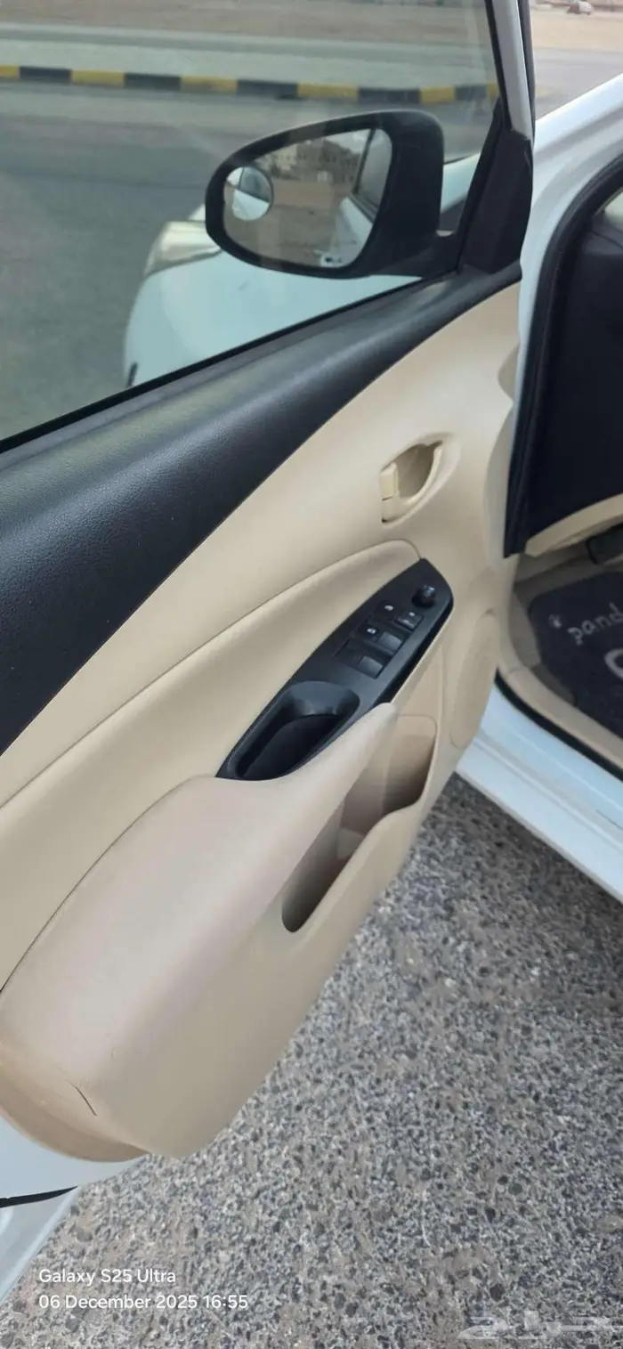 تويوتا يارس 2021 1