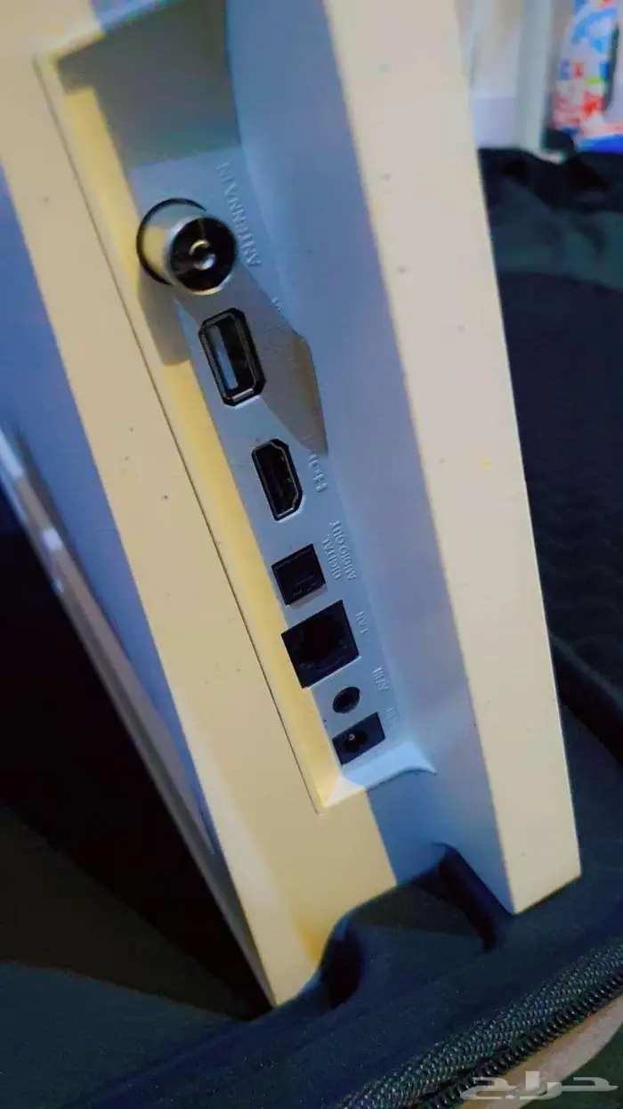 شاشه متنقله 8