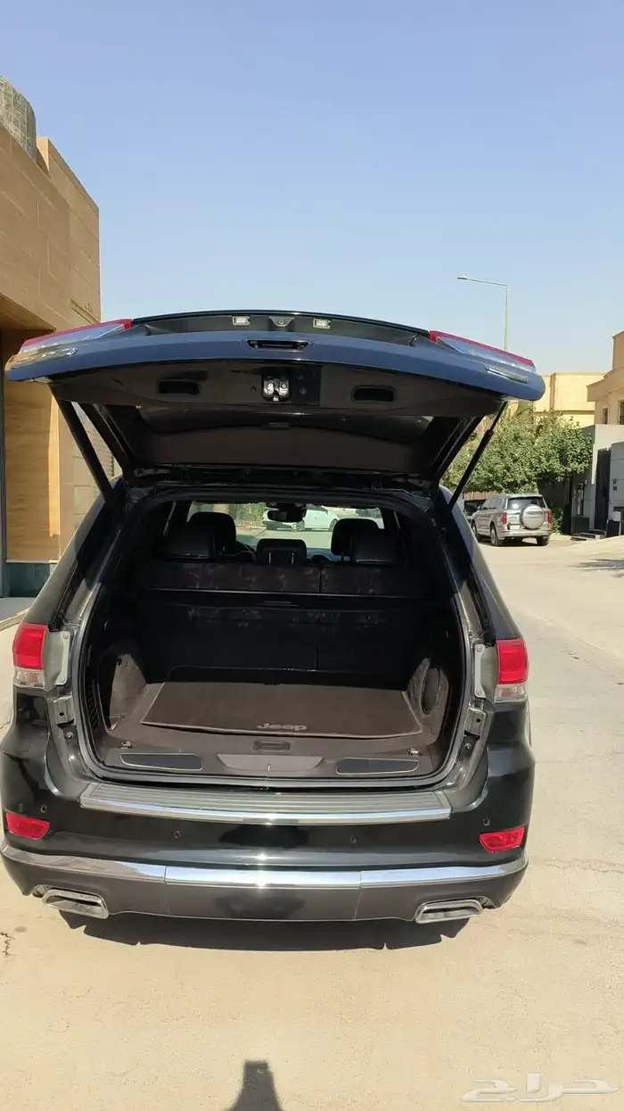 جيب جراند شروكى 2018. سوميت ديزل 6