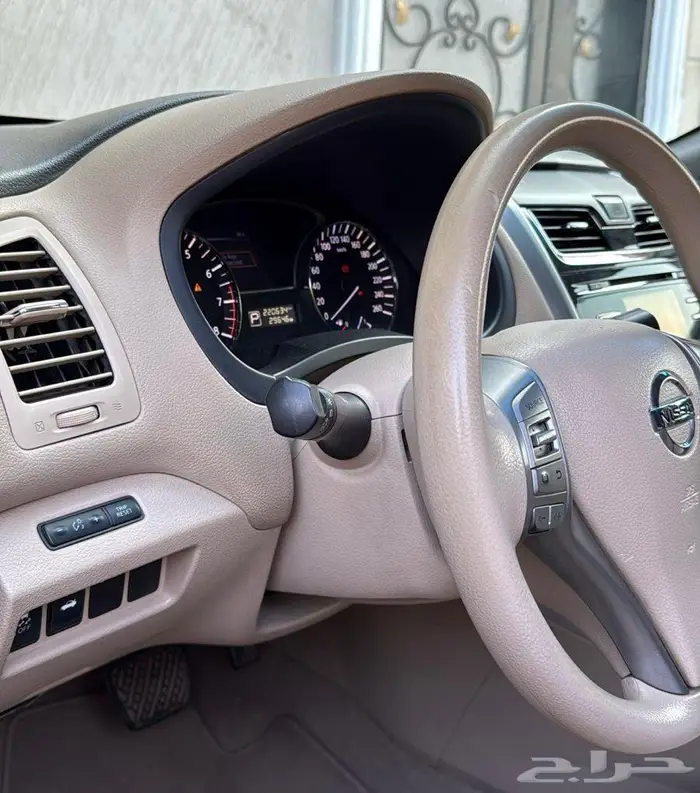 للبيع التيما موديل 2015 8