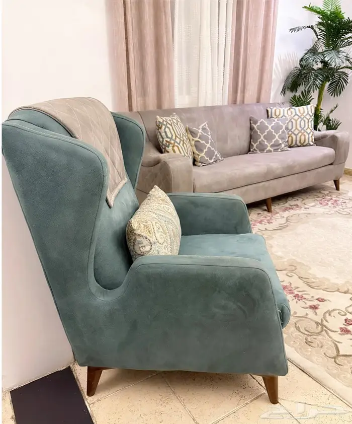 طقم كنب كبير للبيع ( 10 أفراد) 1