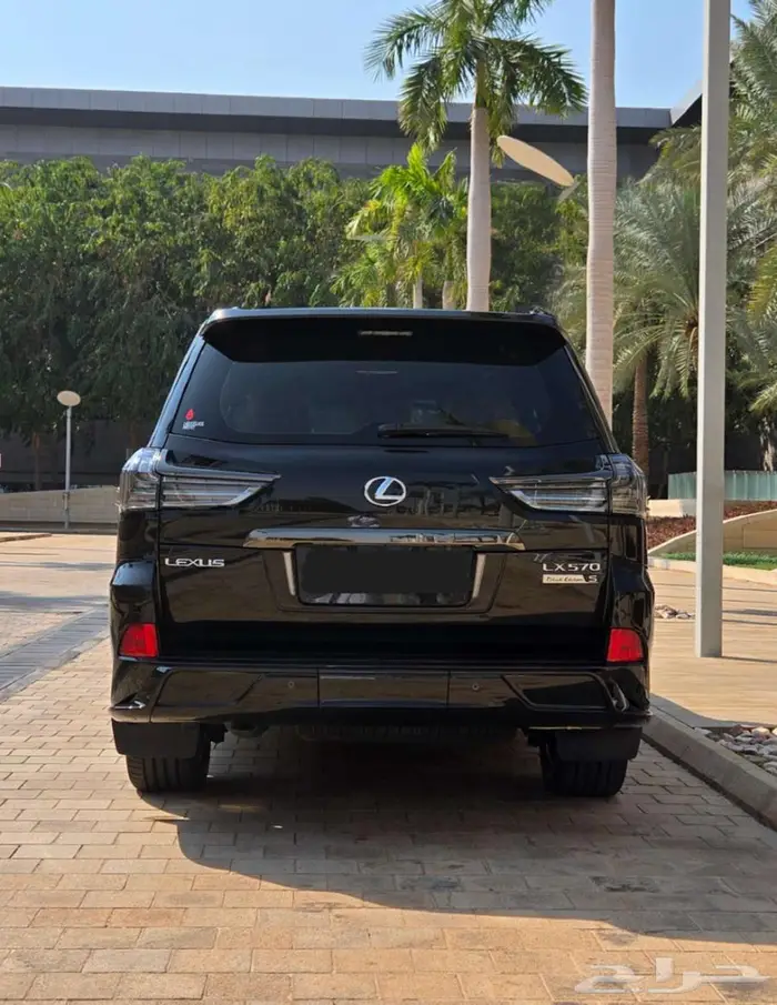 لكزس 570 موديل 2020 ((مخزن)) 9
