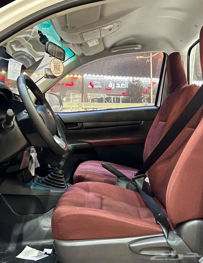 تويوتا هايلوكس غمارة GL ديزل 2025 10