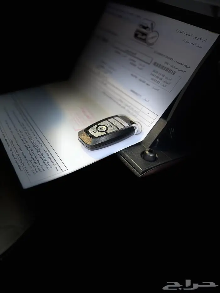 موستنج كشف 2024 ايكوبوست V4 أحمر داخلية ابيض 11