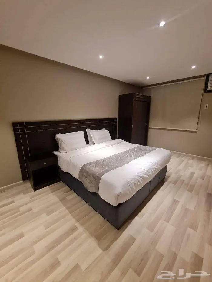 شقة فندقية غرفتين وصالة مؤثثة وفاخرة للعوائل بخميس مشيط 13