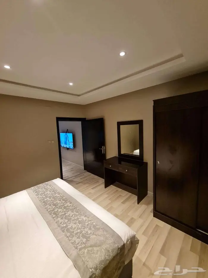 شقة فندقية غرفتين وصالة مؤثثة وفاخرة للعوائل بخميس مشيط 10