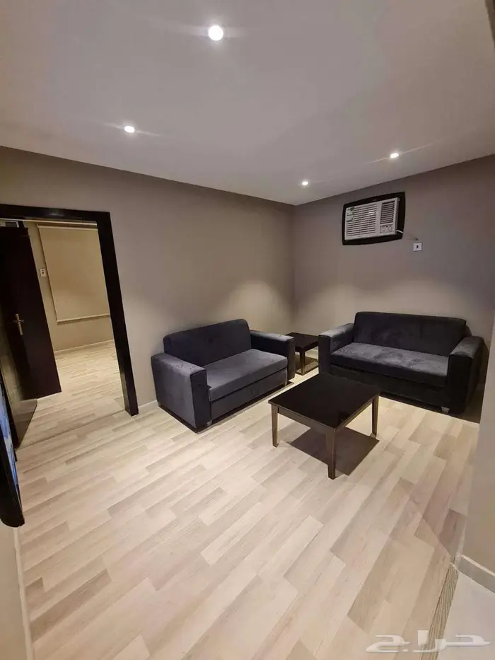 شقة فندقية غرفتين وصالة مؤثثة وفاخرة للعوائل بخميس مشيط 16