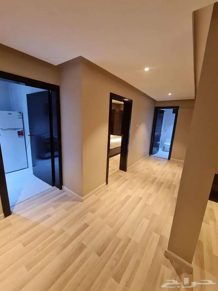 شقة فندقية غرفتين وصالة مؤثثة وفاخرة للعوائل بخميس مشيط 26