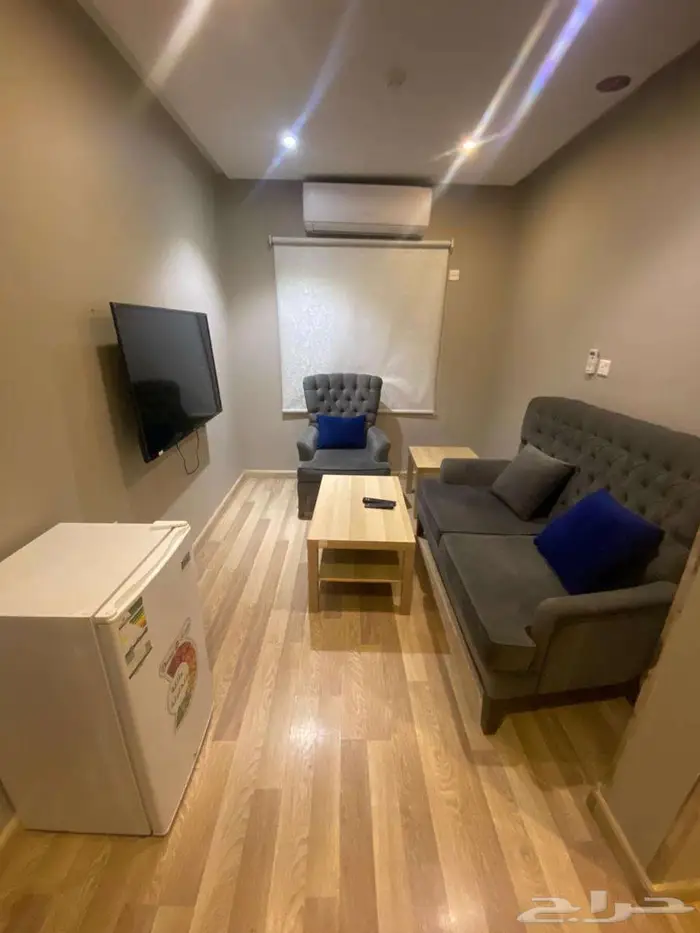 شقة فندقية غرفة وصالة مؤثثة وفاخرة بخميس مشيط 4