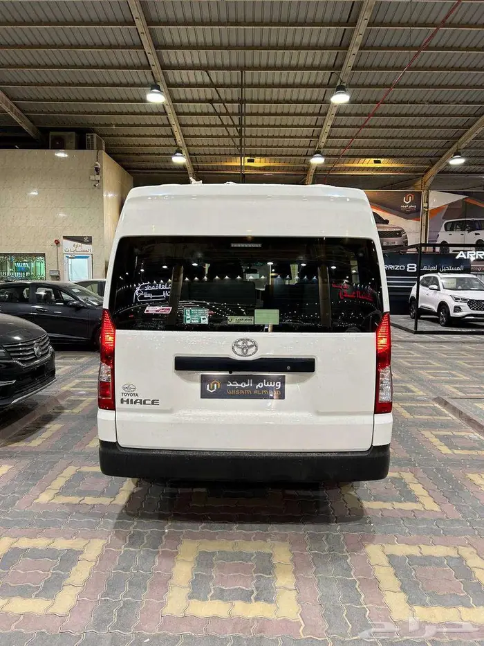 تويوتا هاي اس 13 ركاب قير عادي ديزل 2025 بطاقه جمركيه 5