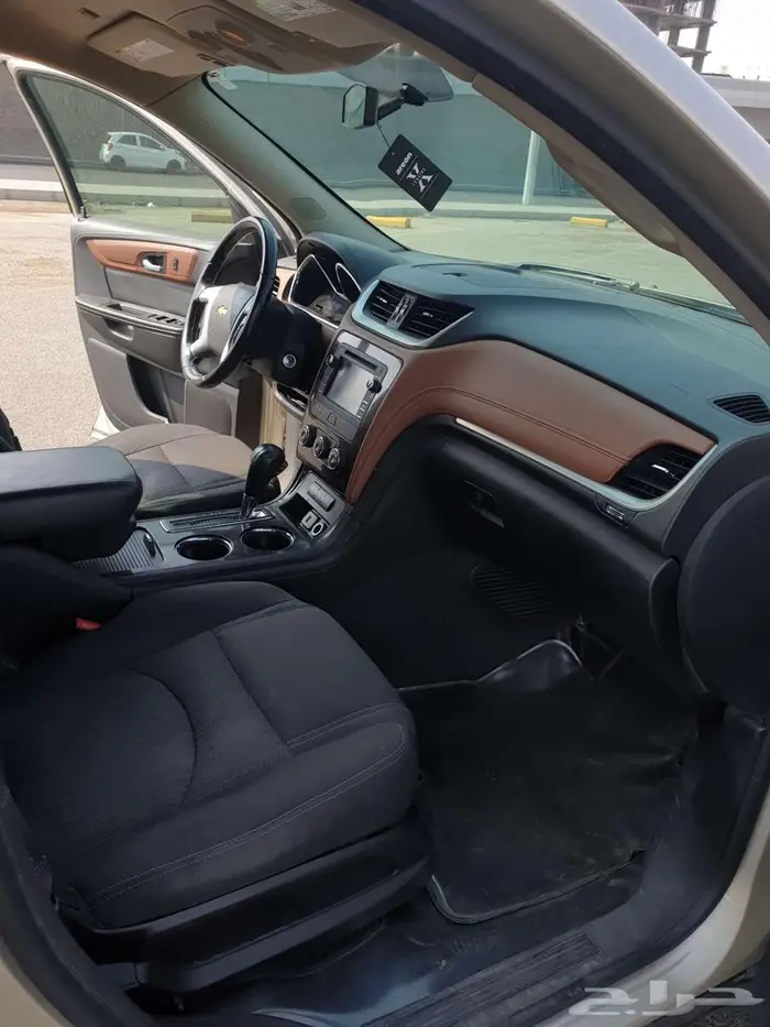 شيفروليه ترافيرس 2015 LT نظيفة للبيع لوحة مميزة 19