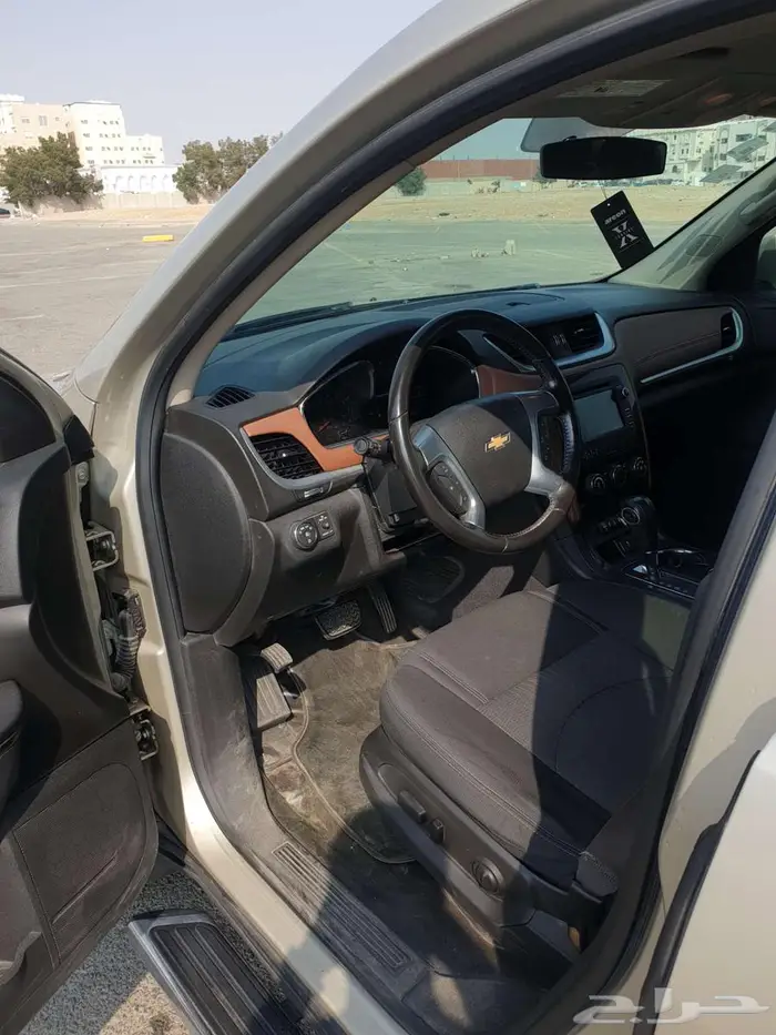 شيفروليه ترافيرس 2015 LT نظيفة للبيع لوحة مميزة 17