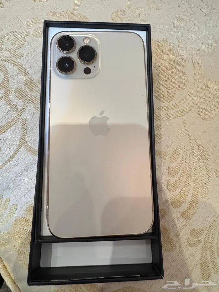 للبيع ايفون 13 بروماكس نظيف 1