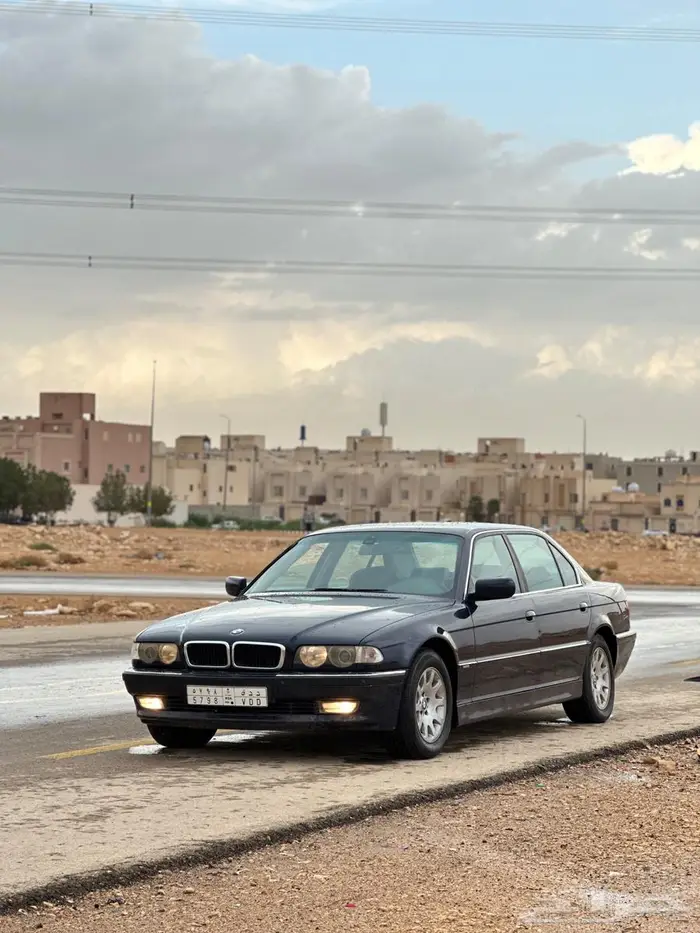 بي ام 2001 0